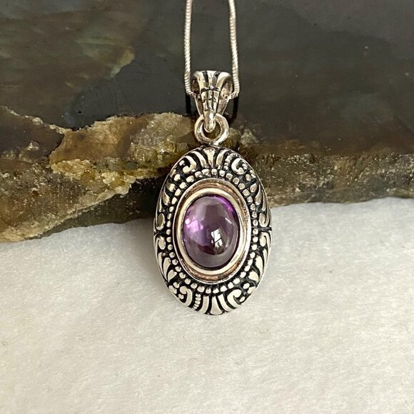 Sterling Silver 925 Scrollwork Oval Purple Cubic Zirconia Pendant Necklace 18" - Picture 5 of 16